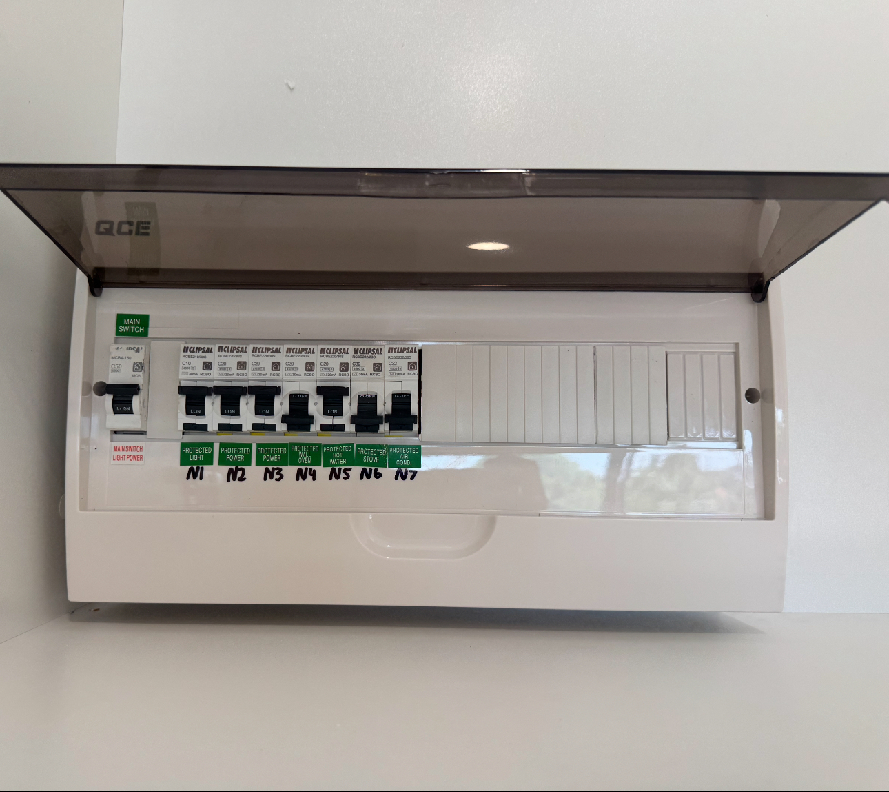Switchboard 2 ceiling fan installations chipping norton, moorebank, liverpool, sutherland shire, sydney